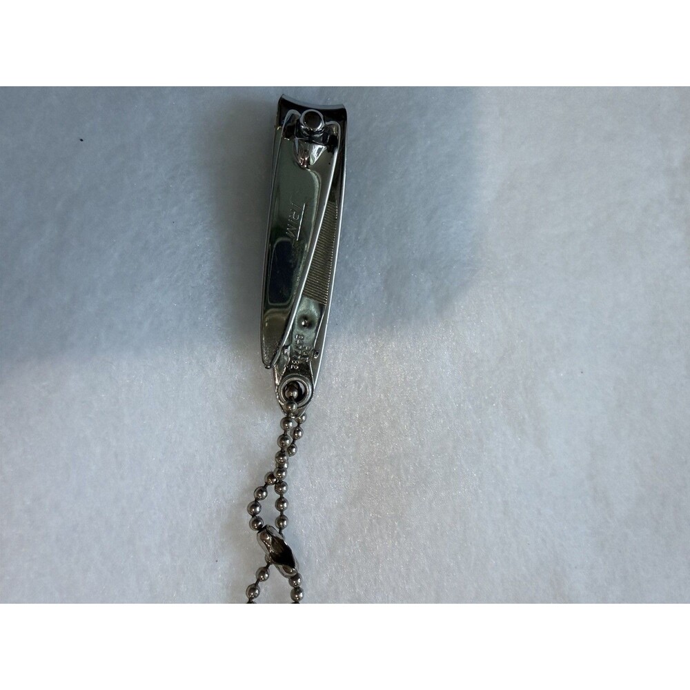 VINTAGE TRIM By Basset Manufacturing 2" Finger Nail Clippers With File